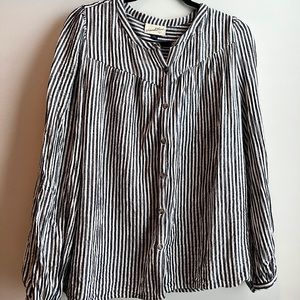 Universal Threads long sleeve top